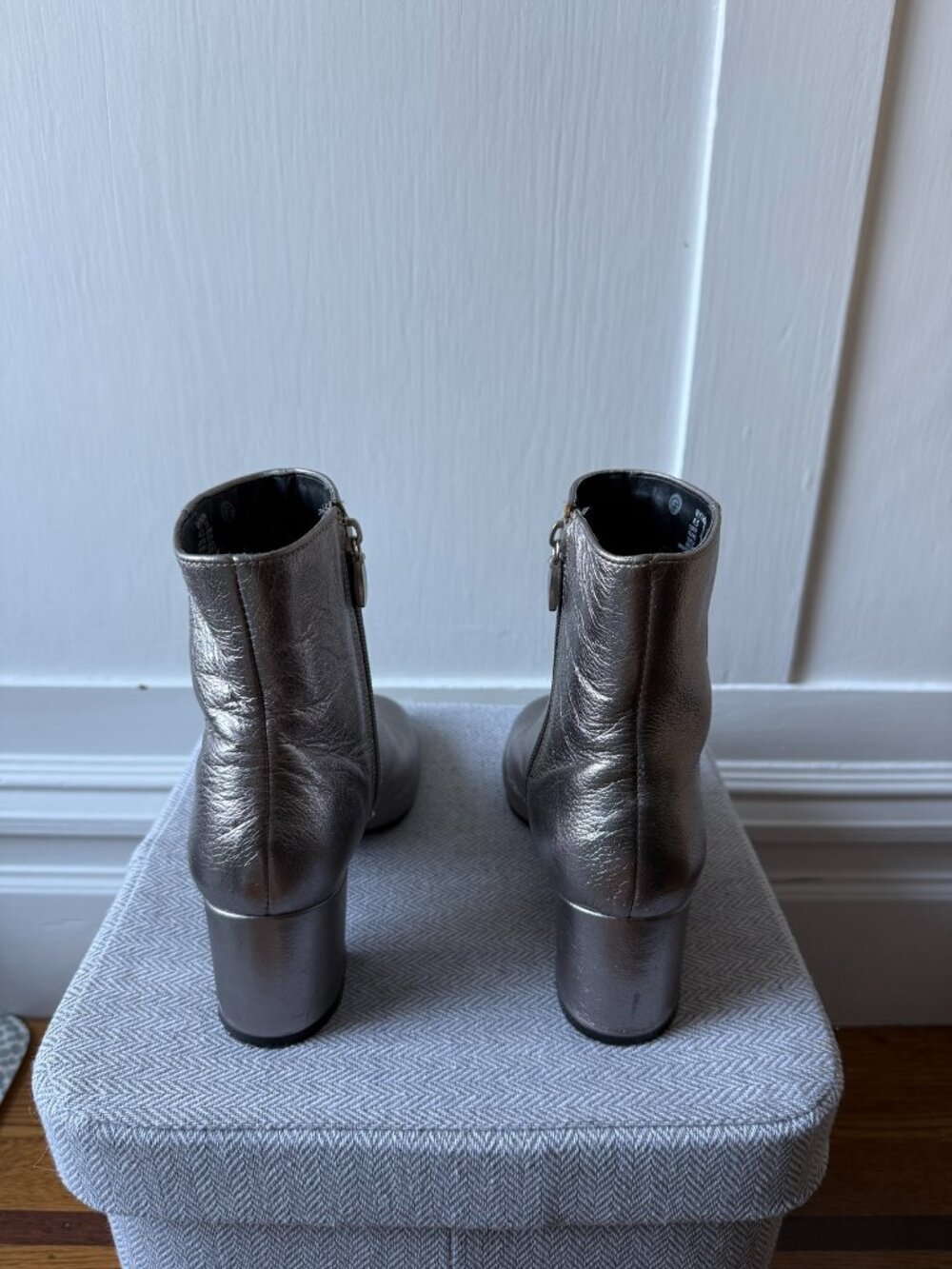 Westies Ryphon Metallic Silver Booties | Block Heel | Women's 7.5 (Fits 7)
